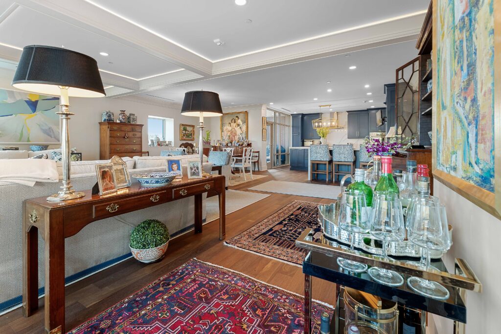 Waterfront Marriott - Pat Bibbee Designs